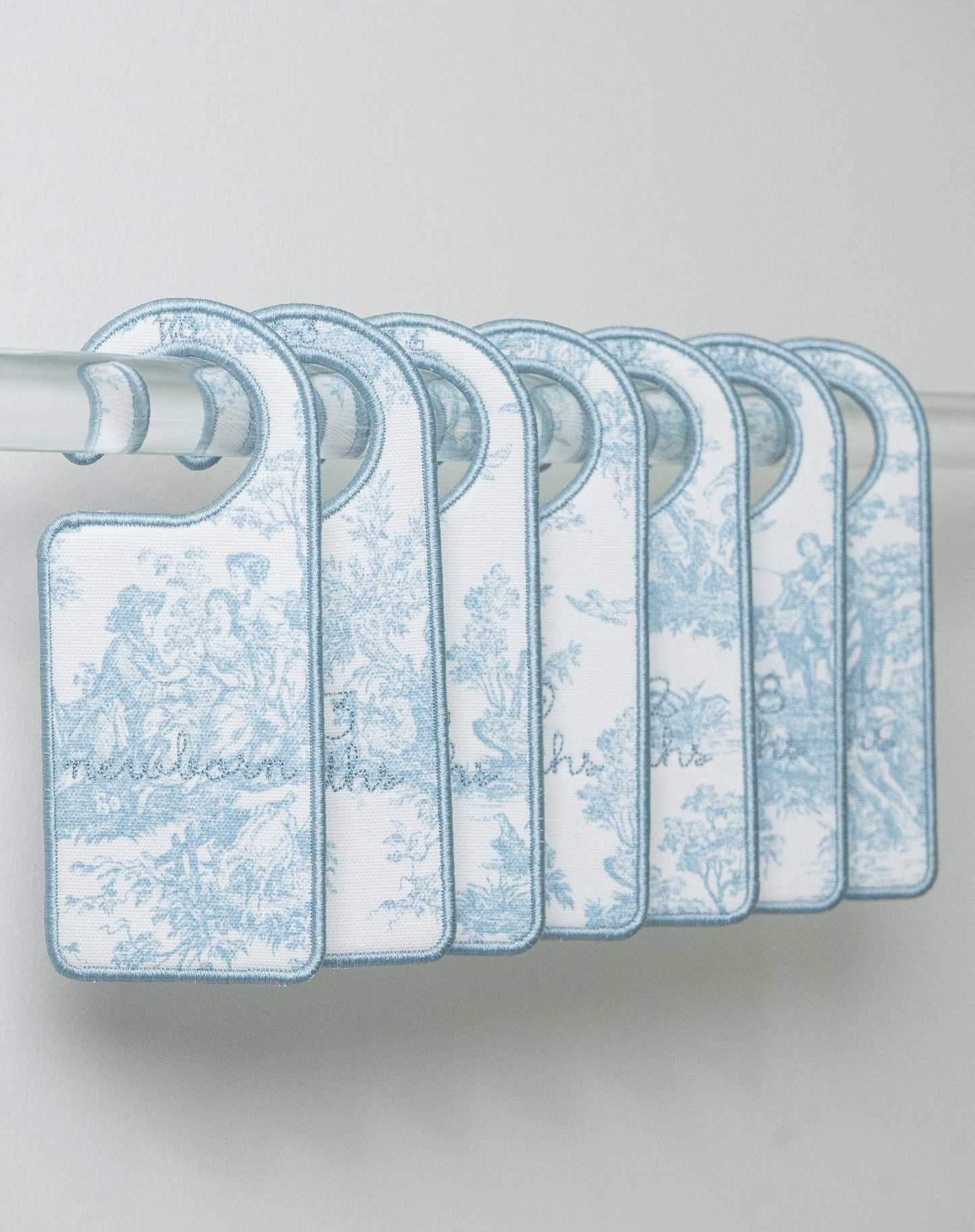 TOILE MONTHLY CLOSET DIVIDERS