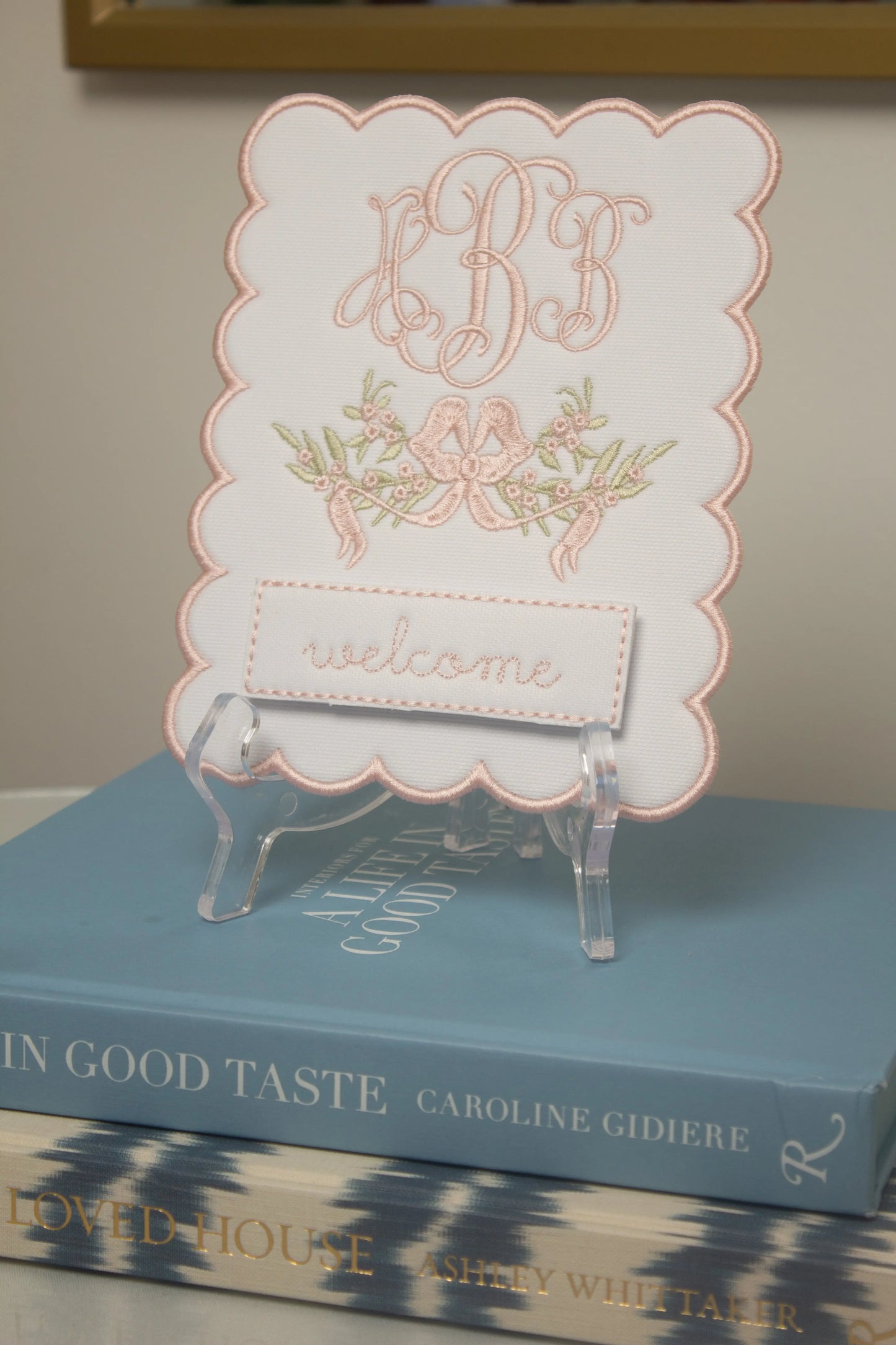 Personalized eloise monthly milestone plaque with embroidered monogram for baby milestone photos; alternate view