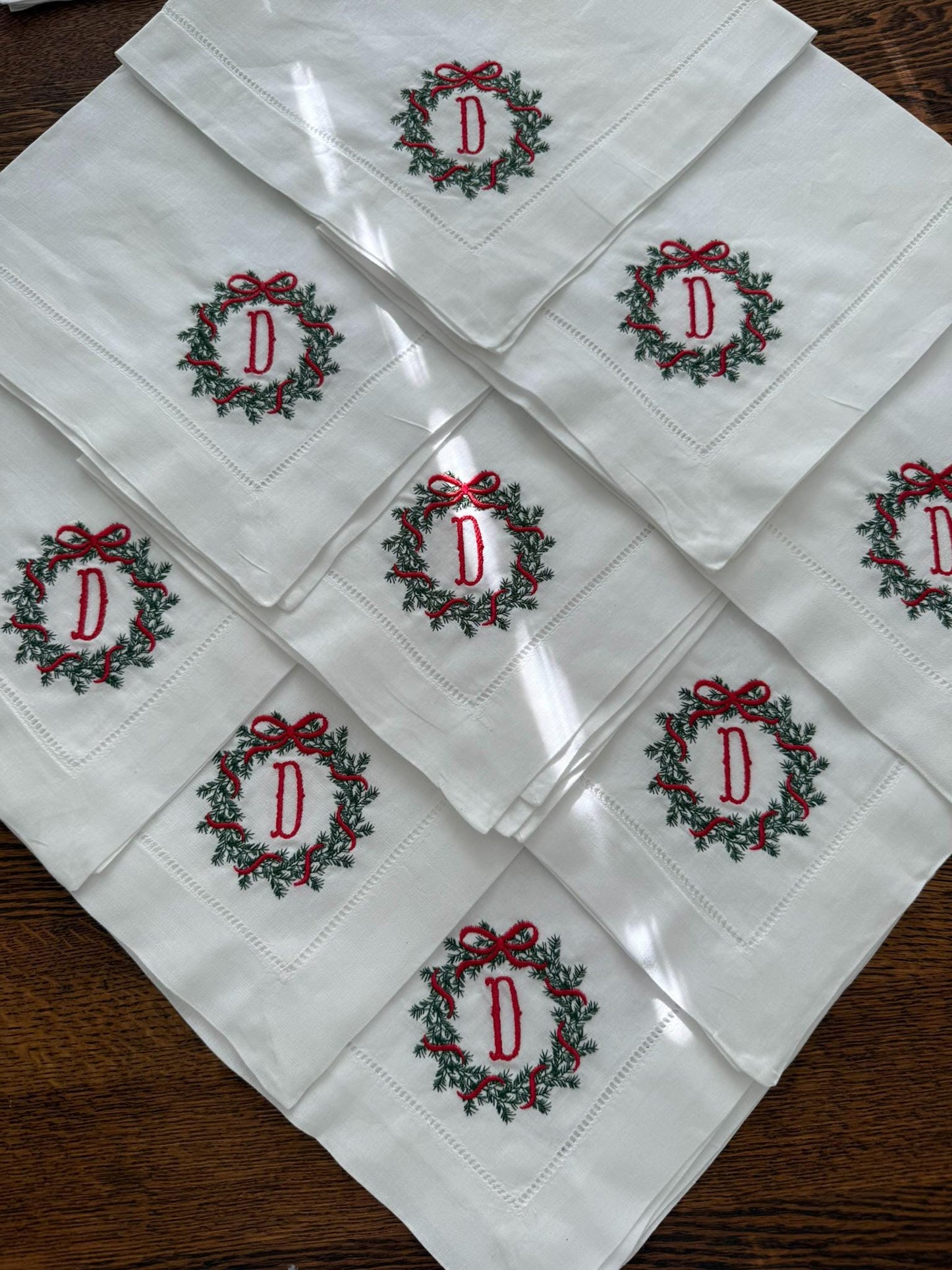 Christmas Wreath Dinner Napkins