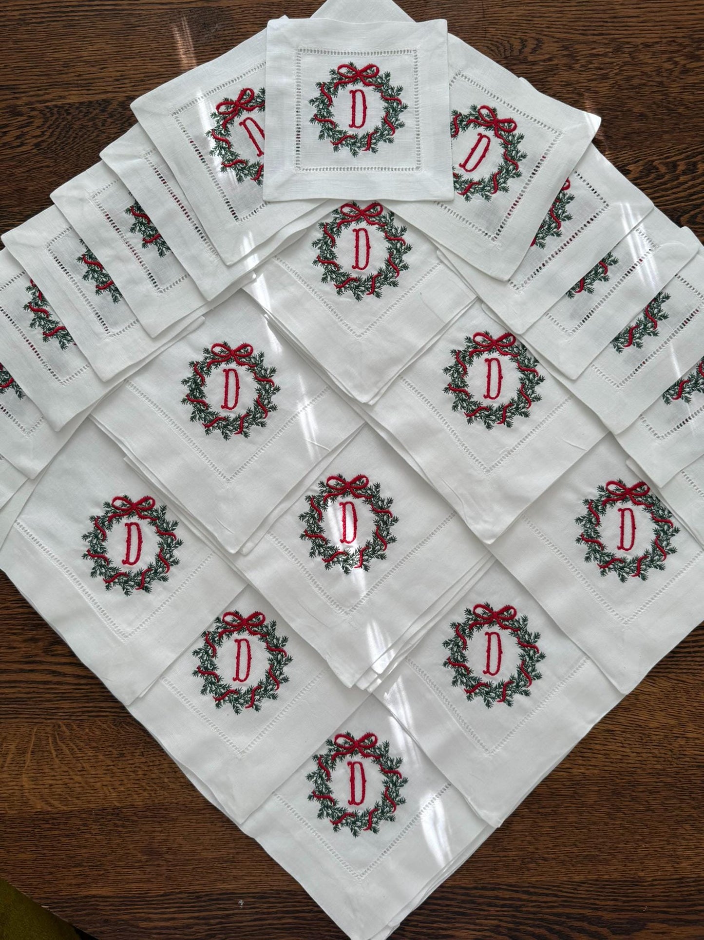 Christmas Wreath Dinner Napkins