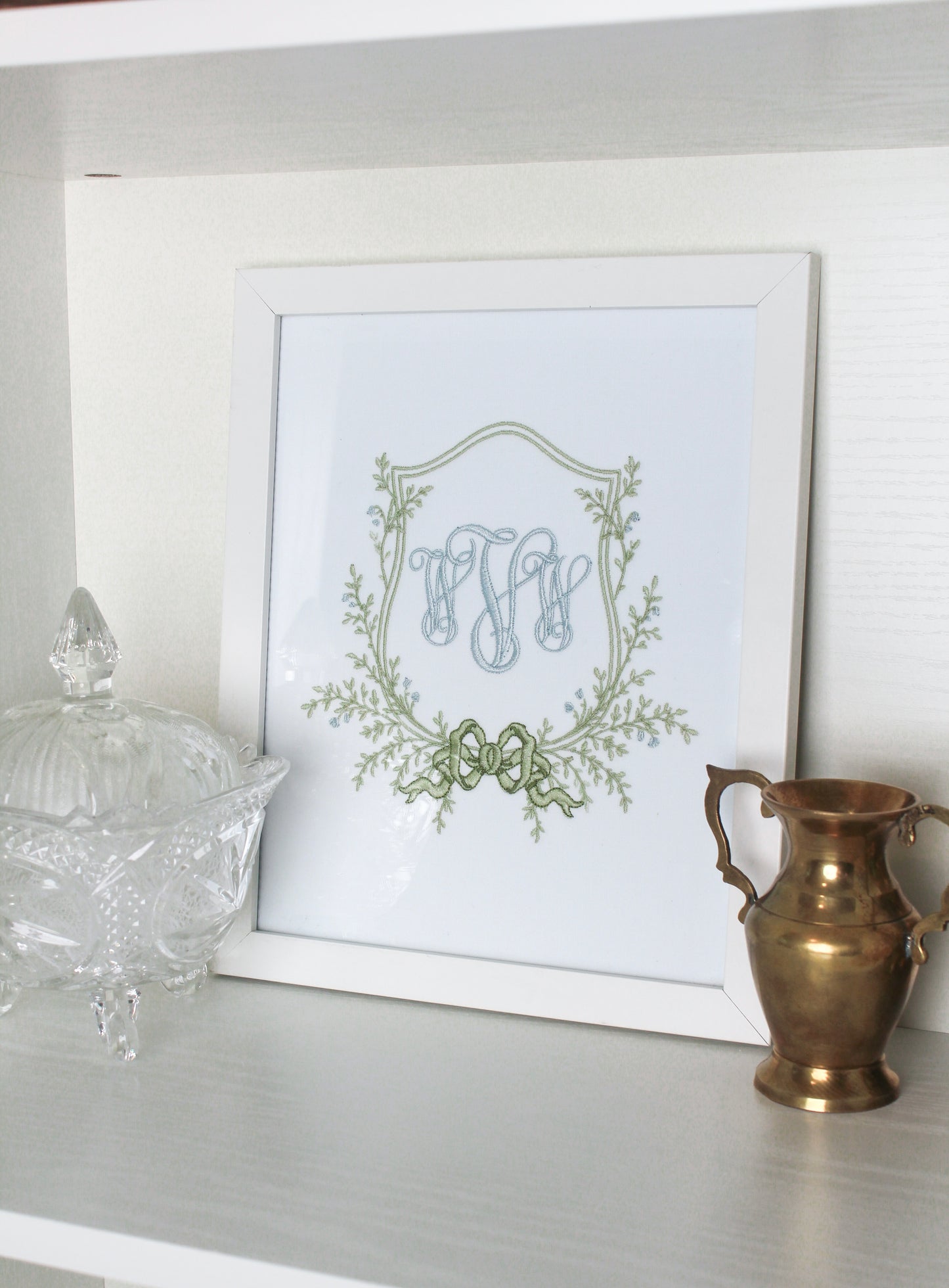 Bow Crest Monogram Art