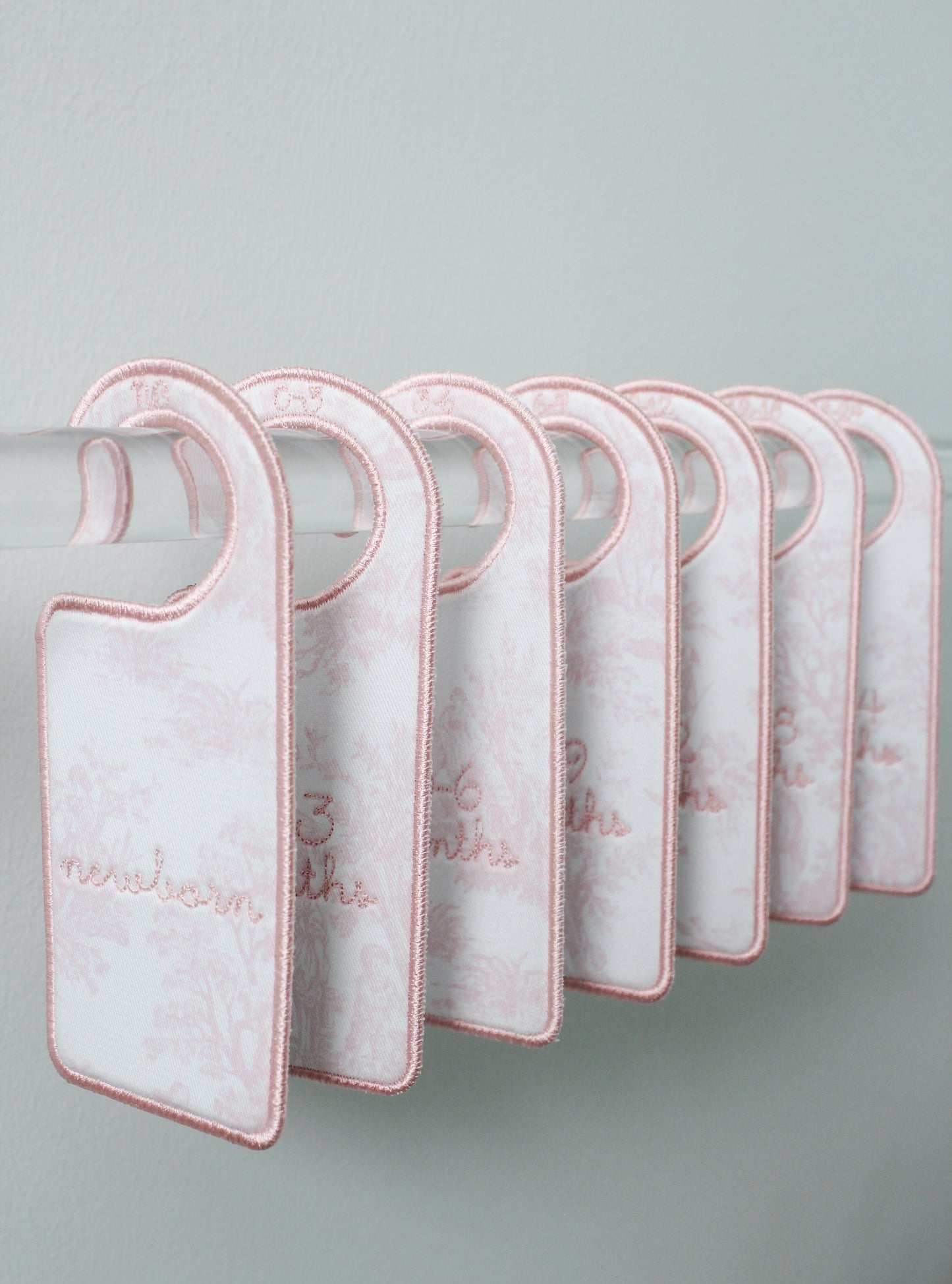 TOILE MONTHLY CLOSET DIVIDERS