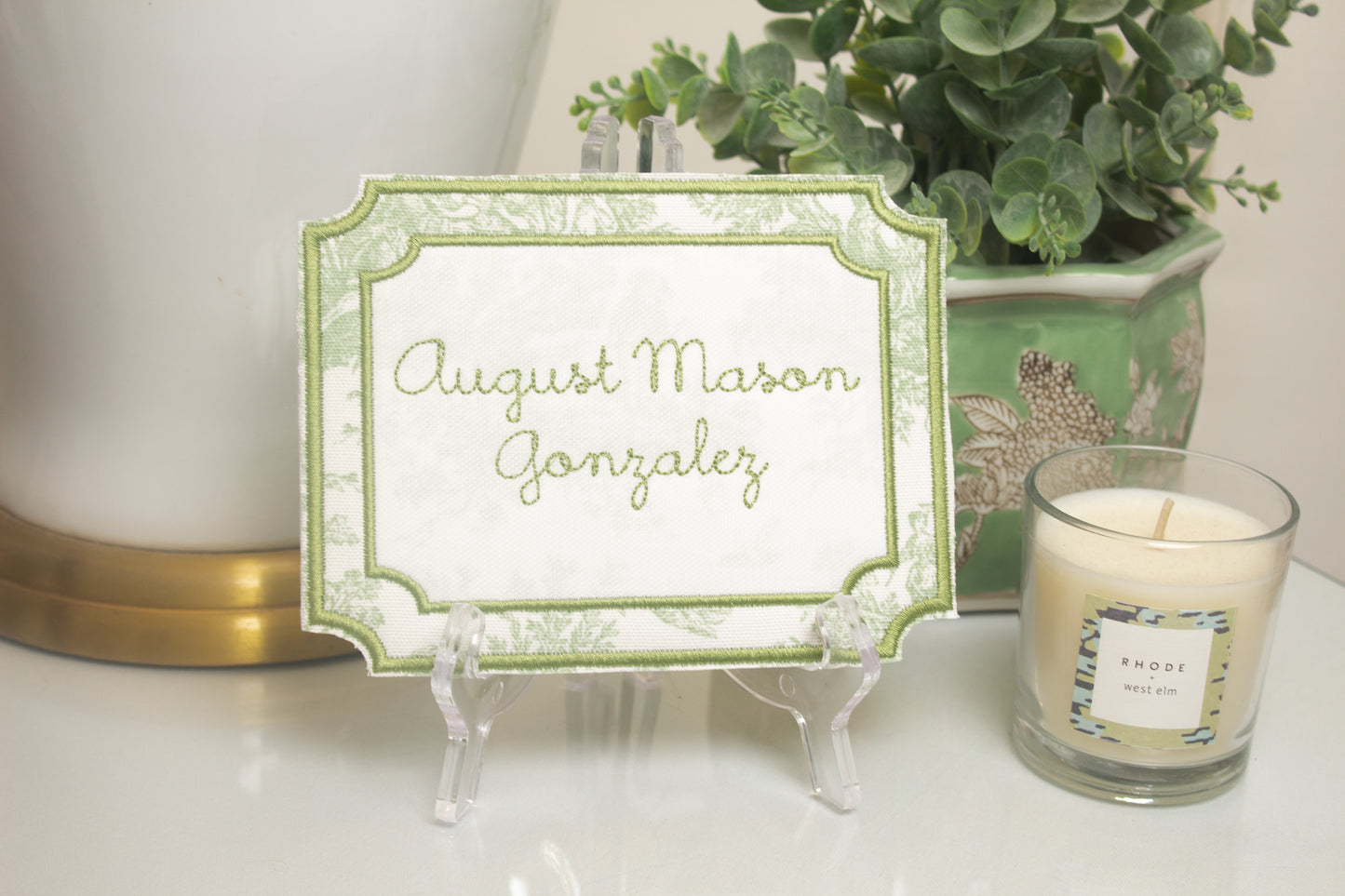 TOILE BASSINET NAME DISPLAY PLAQUE