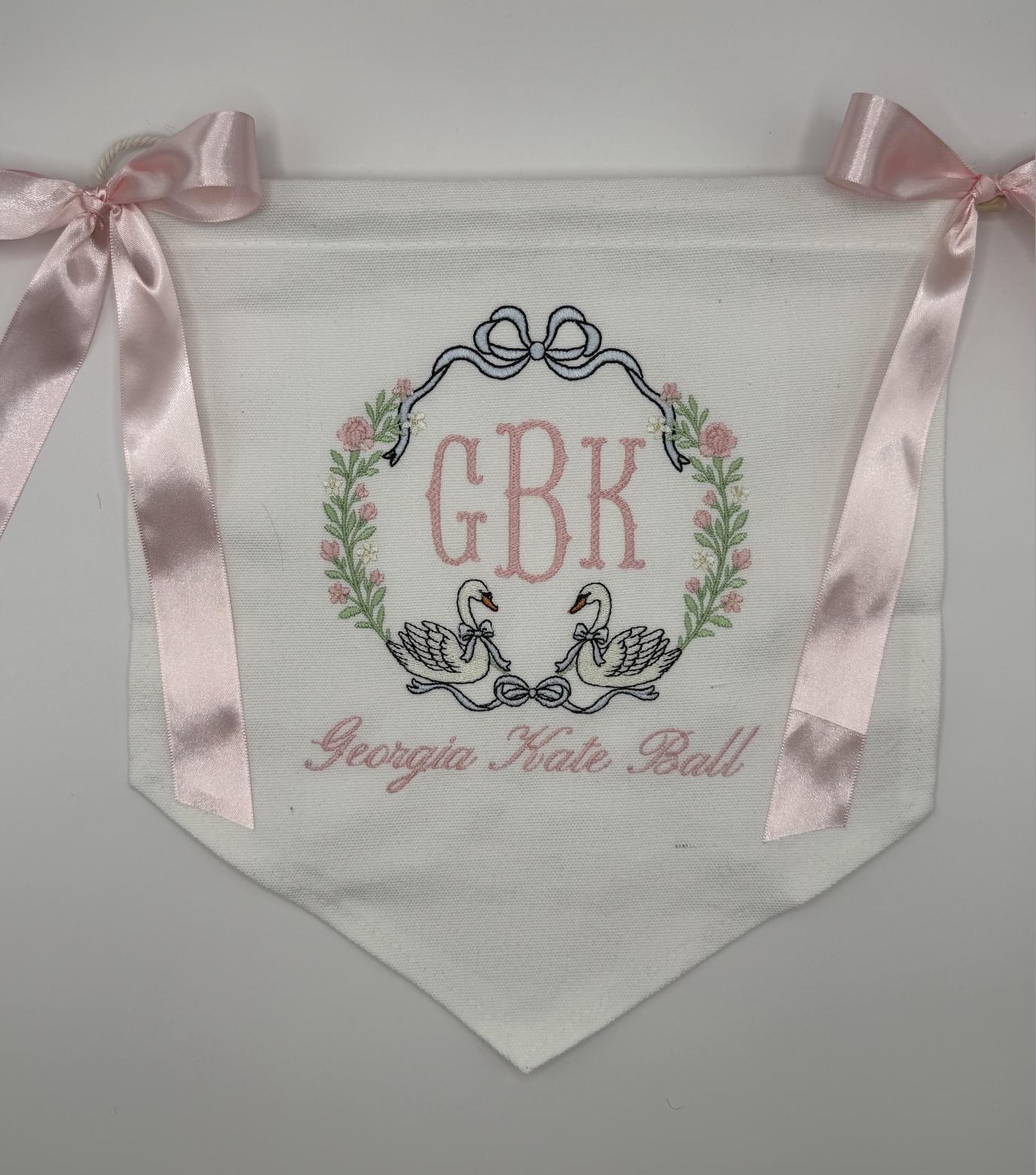 Swan Bespoke Nursery Banne